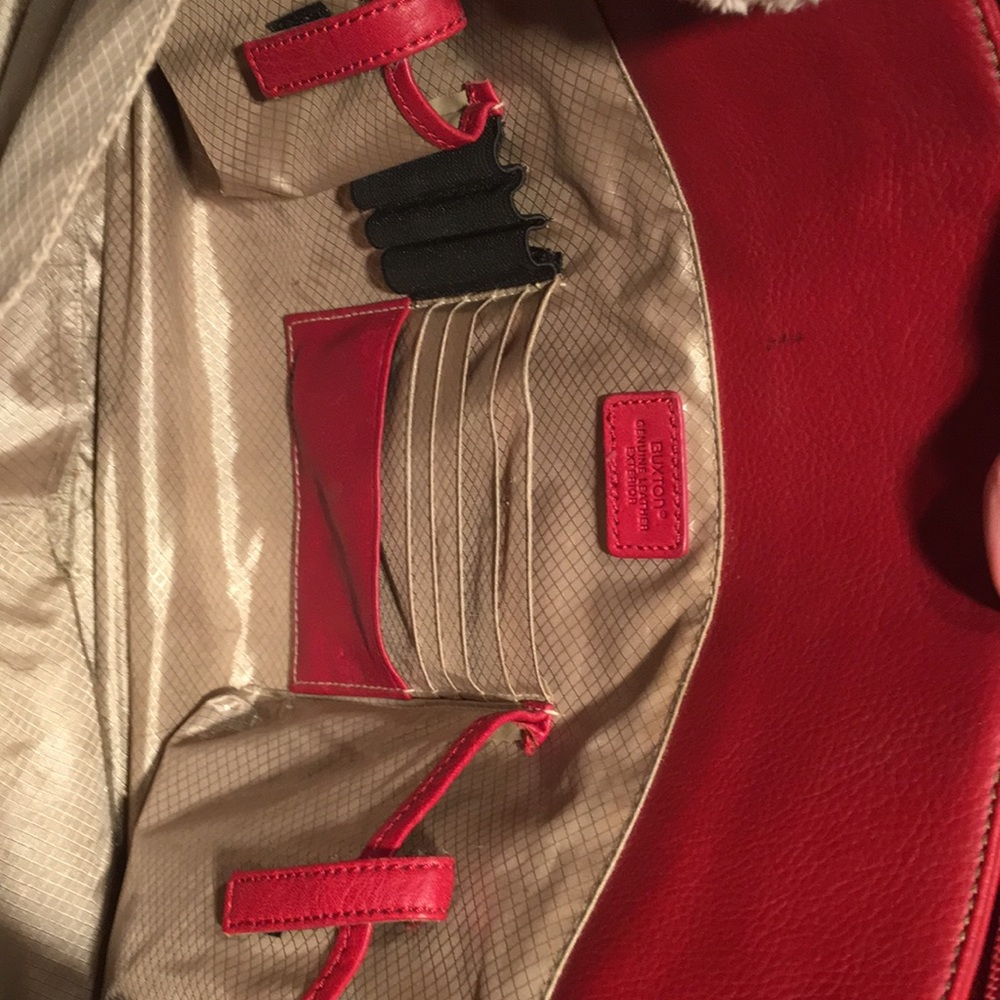 Red Buxton Genuine Leather 💼. - Picture 5 of 8